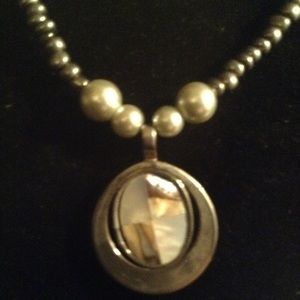 Mother of pearl shell necklace